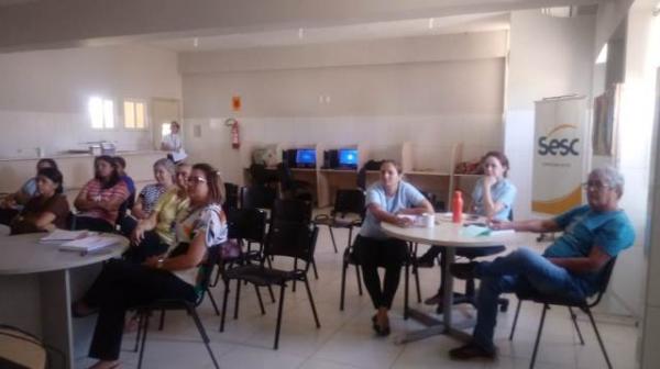 Colaboradores do Sesc Floriano participam de treinamento