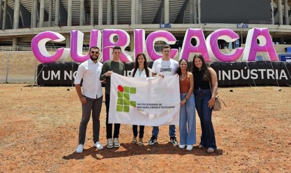 Estudante do programa Juventude Rural Transformadora apresenta experi&ecirc;ncia do PAA no Piau&iacute; durante encontro em Bras&iacute;lia(Imagem:Arquivo Pessoal)
