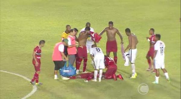 Jogadores se preocupam ap&oacute;s 