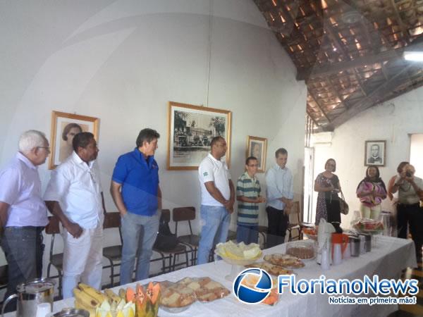 Espa&ccedil;o Cultural Christino Castro comemora Dia da Imprensa com caf&eacute; da manh&atilde;.(Imagem:FlorianoNews)