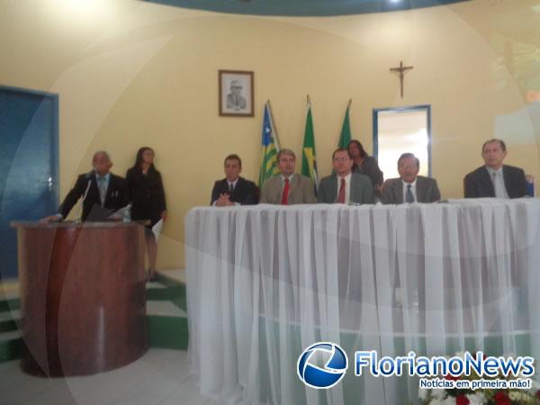 Vereador Carlos Ant&ocirc;nio toma posse como presidente da C&acirc;mara de Floriano.(Imagem:FlorianoNews)
