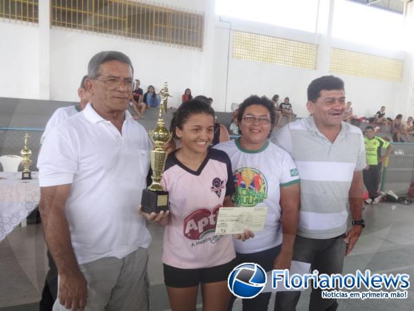 Liga Desportiva Femina encerrou com sucesso o 2&ordm; Torneio da Mulher.(Imagem:FlorianoNews)