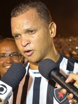 Ex-Seleção brasileira e campeão da Série D está perto do River-PI