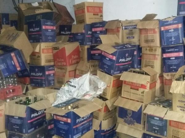 Polícia apreende cigarros de origem paraguaia e bebidas no interior do PI