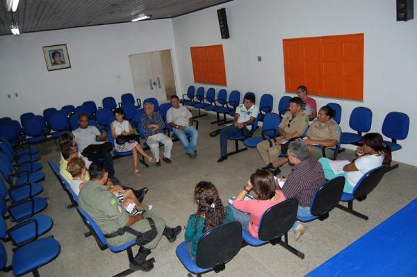 Reunião discutiu a programação da Semana da Pátria