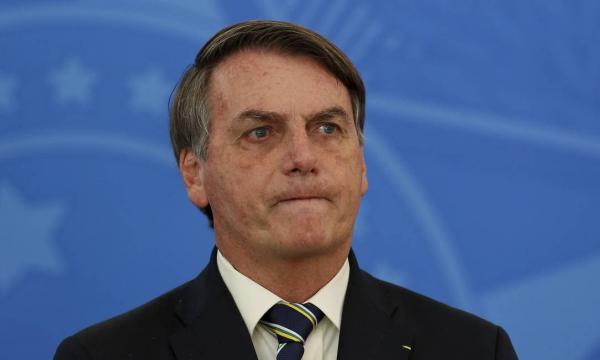 Aliados de Bolsonaro tentam isolar extremistas no governo