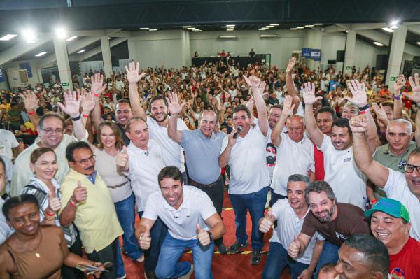  Rafael lan&ccedil;a em Floriano plataforma para popula&ccedil;&atilde;o enviar sugest&otilde;es ao Plano de Governo 2027-2030(Imagem:Divulga&ccedil;&atilde;o)