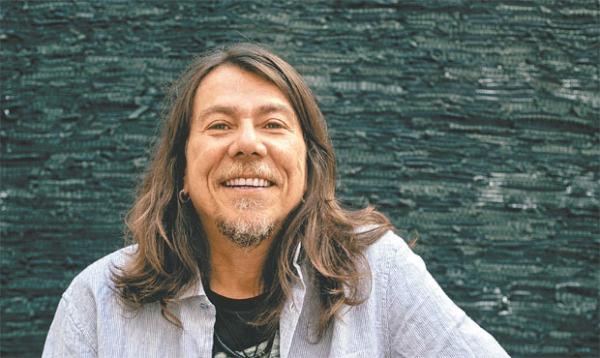 Lenine amplia parceria com Dudu Falcão no repertório inédito de álbum gravado com Bruno Giorgi