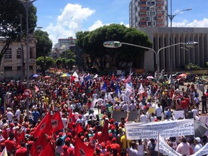 25 estados e DF têm protestos contra Michel Temer no 7 de Setembro