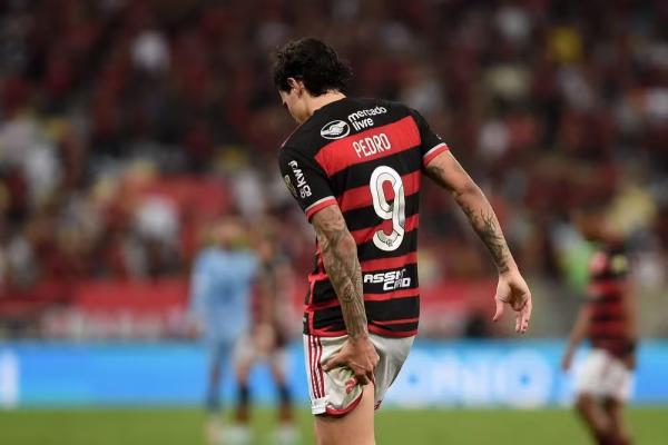 Análise: Flamengo perde muito sem Pedro, mas gol no fim renova esperanças