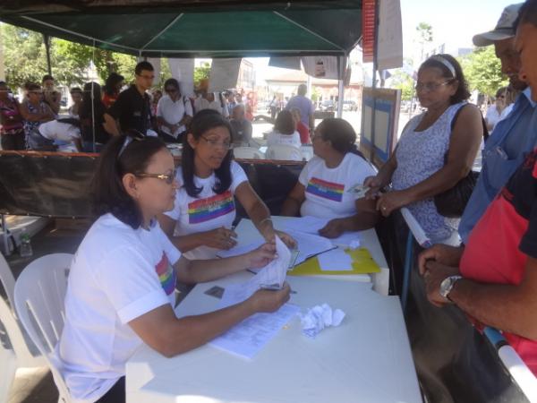 SMS realizou a&ccedil;&otilde;es pelo Dia Mundial de Combate &agrave; Hepatite em Floriano.(Imagem:FlorianoNews)