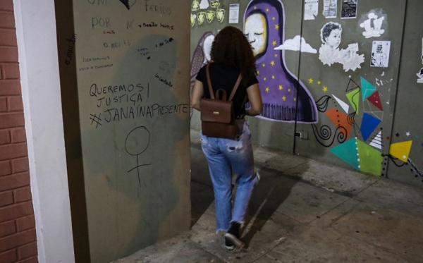 Alunas da Ufpi convivem com o medo após morte de Janaína Bezerra
