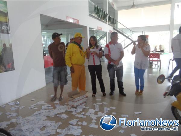 Emplacadora O Ga&uacute;cho realiza sorteio de motocicleta Honda.(Imagem:FlorianoNews)