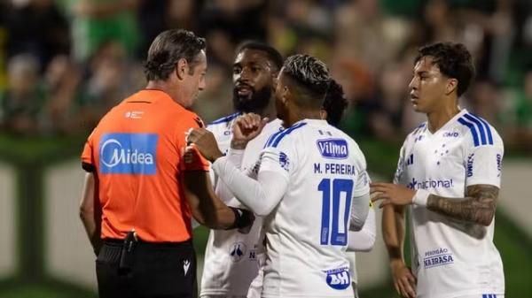Chapecoense x Cruzeiro - Oitavas da Copa do Brasil - Arena Cond&aacute;.(Imagem: Liamara Polli/AGIF)