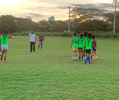 Jogo do Tiradentes volta a ser adiado; time mantém treinos