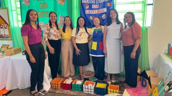 Colaboradora do Sesc Floriano participa de banca em seminário sobre alfabetização no Piauí