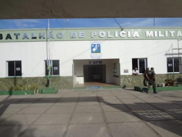 Pol&iacute;cia Militar apreendeu 12 motos em Floriano.(Imagem:FlorianoNews)