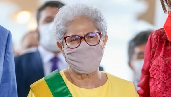 Regina Sousa sanciona lei que cria Fundo de Desenvolvimento da Infraestrutura