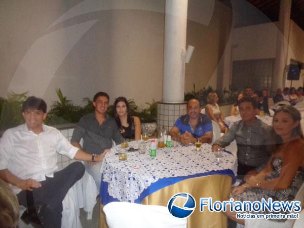 Confraterniza&ccedil;&atilde;o marca posse da nova diretoria da CDL e Associa&ccedil;&atilde;o Comercial.(Imagem:FlorianoNews)