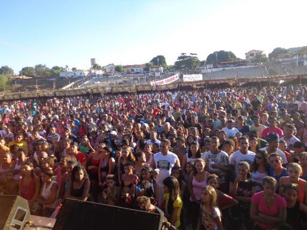 Meninos de Barão e Rochinha e Banda animam Festival de Verão 2013 em São Francisco do Maranhão