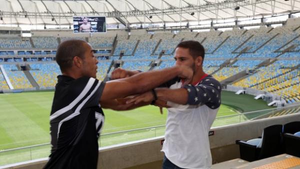 Aldo e Mendes se estranharam em evento de divulga&ccedil;&atilde;o realizado em agosto no Maracan&atilde;.(Imagem:Andr&eacute; Dur&atilde;o)