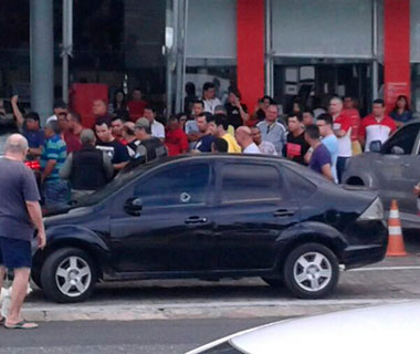 Juiz concede liberdade a empresário suspeito de atirar em concessionária