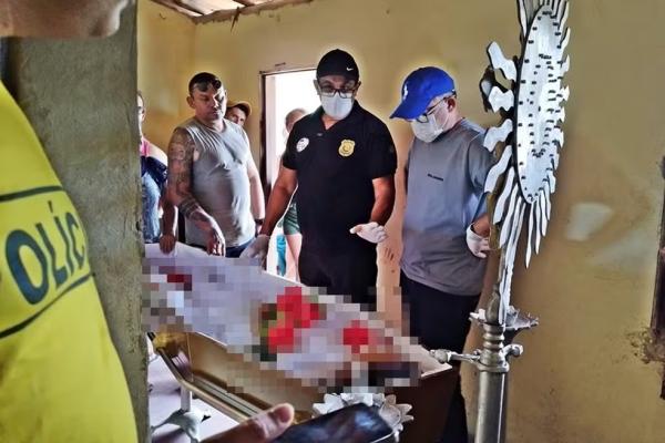 Vel&oacute;rio da v&iacute;tima foi interrompido ap&oacute;s suspeita de crime.(Imagem: Wenddel Veras/Blog do Coveiro)