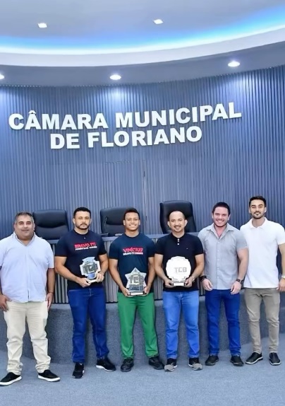 Atleta Vinicius Hédrick é homenageado na CMF após conquista em seletiva nacional de CrossFit