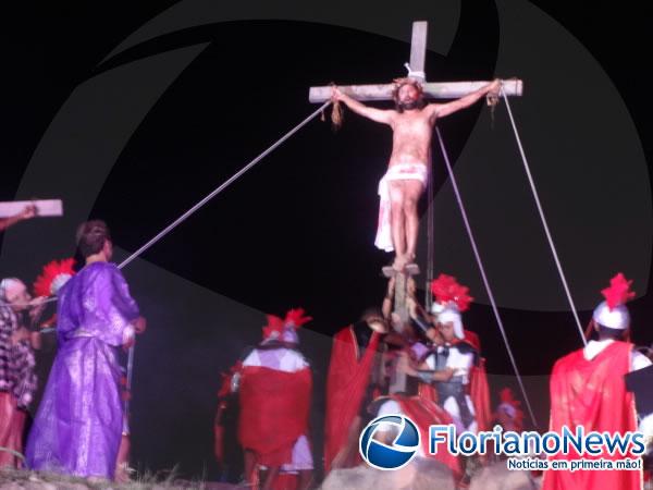 Segundo dia de espet&aacute;culo da Paix&atilde;o de Cristo emocionou p&uacute;blico em Floriano.(Imagem:FlorianoNews)