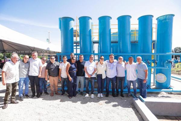 Ciro Nogueira inaugura sistema de água que teve investimento de R$ 1 milhão e beneficia comunidade