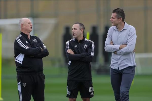 Atlético-MG anuncia saída de Felipão e tem pressa na busca por novo técnico