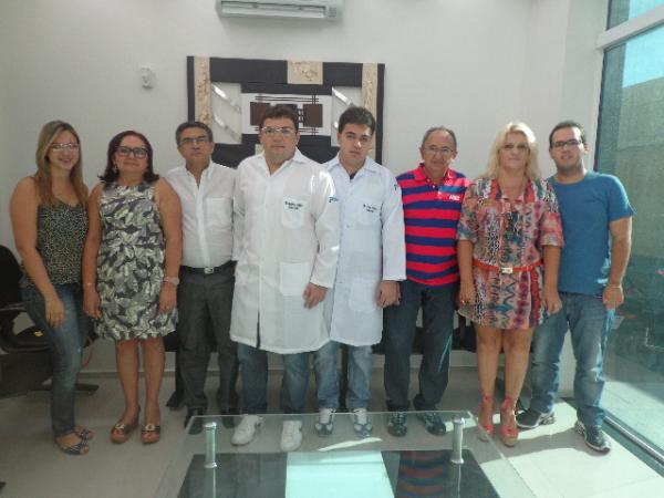 Cl&iacute;nica Dental Center &eacute; inaugurada em Floriano.(Imagem:FlorianoNews)