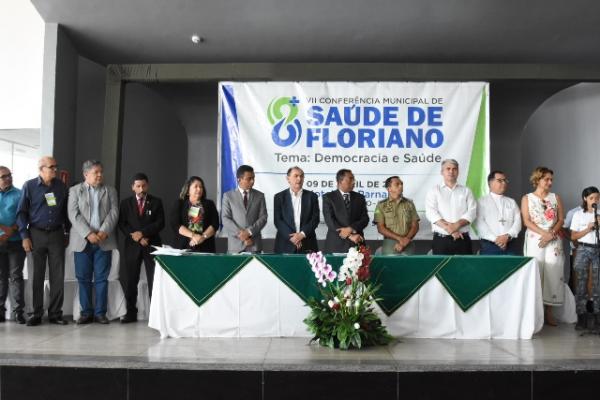 VII Conferência Municipal de Saúde é realizada em Floriano