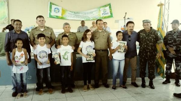 Pol&iacute;cia Militar realiza aula inaugural do Pelot&atilde;o Combatentes Mirins em Floriano.(Imagem:FlorianoNews)