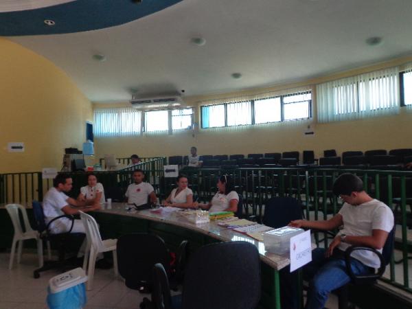 Entidades realizam Campanha para Doa&ccedil;&atilde;o de Sangue em Floriano.(Imagem:FlorianoNews)