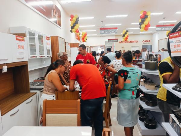  Armaz&eacute;m Para&iacute;ba reinaugura loja ampliada e modernizada em Francisco Ayres(Imagem:FlorianoNews)