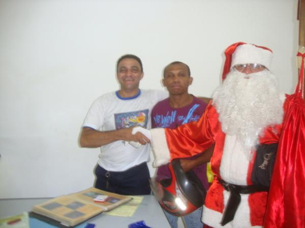 Momento Papai Noel(Imagem:reda&ccedil;ao)