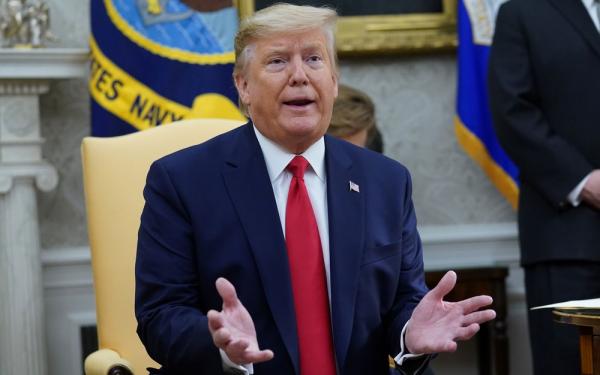 O presidente dos Estados Unidos, Donald Trump, no Sal&atilde;o Oval da Casa Branca, na ter&ccedil;a-feira (17) (Imagem:Reuters/Kevin Lamarque)