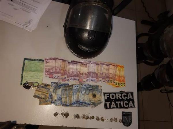 Dupla é detida por tráfico de drogas em Floriano