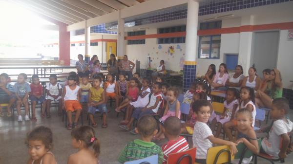 Alunos da FAESF promovem palestra sobre alimenta&ccedil;&atilde;o saud&aacute;vel.(Imagem:FlorianoNews)