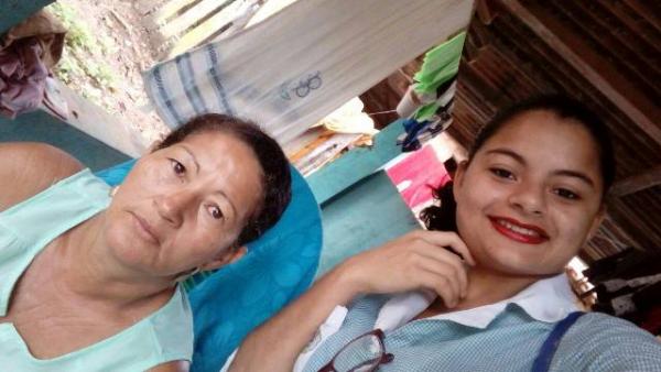 Liliany Morsil  e sua m&atilde;e, Rosimar Maria Concei&ccedil;&atilde;o Ara&uacute;jo Morais.(Imagem:Arquivo pessoal)