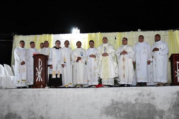 Padre Nylfr&acirc;nyo celebra 10 anos de sacerd&oacute;cio.(Imagem:PASCOM)