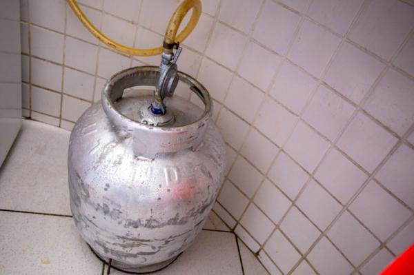 Gás de cozinha pode chegar a R$ 140 no Piauí após novo reajuste da Petrobrás