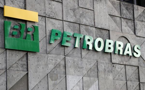 Petrobras assina acordo para pagamento de PLR, diz federação dos petroleiros