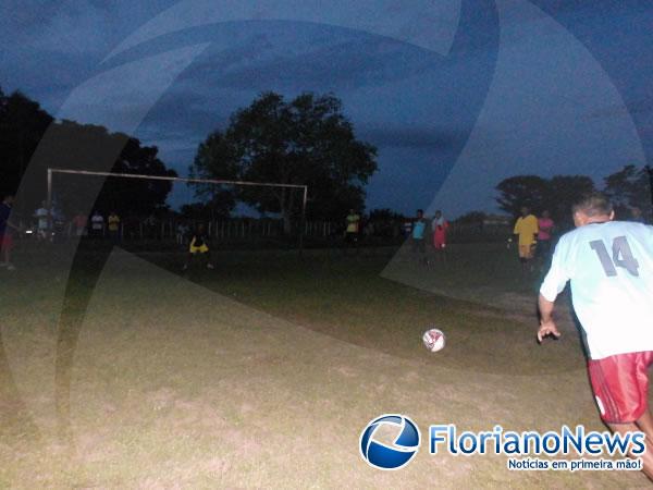 Torneio esportivo agitou s&aacute;bado de Aleluia no Povoado L-3.(Imagem:FlorianoNews)