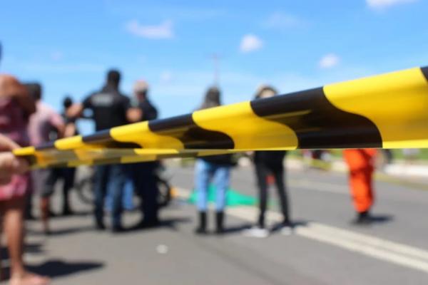 Homem é assassinado em frente a esposa e a filha durante assalto na BR-230, no Sudeste do Piauí