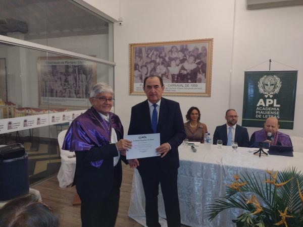 Membros da APL fazem visita hist&oacute;rica &agrave; Floriano(Imagem:FlorianoNews)