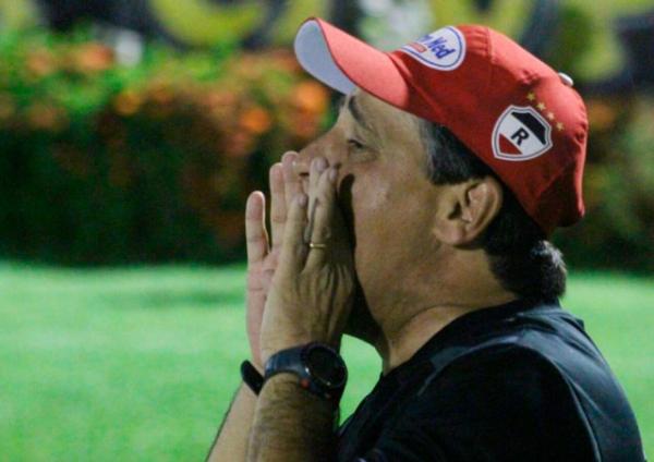 Técnico do River faz alerta e prevê jogo difícil com o Piauí