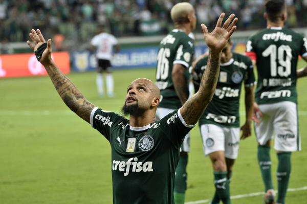 Sampaoli pediu reforços ao Palmeiras, apostava em Ramires e não queria Felipe Melo volante