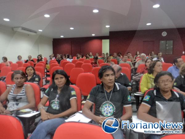 Floriano sedia I Forum do Conselho Comunit&aacute;rio de Seguran&ccedil;a P&uacute;blica.(Imagem:FlorianoNews)